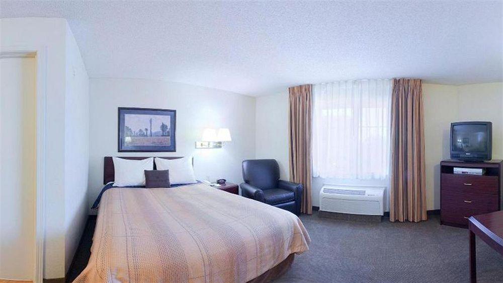 Sonesta Simply Suites Арлингтон Экстерьер фото