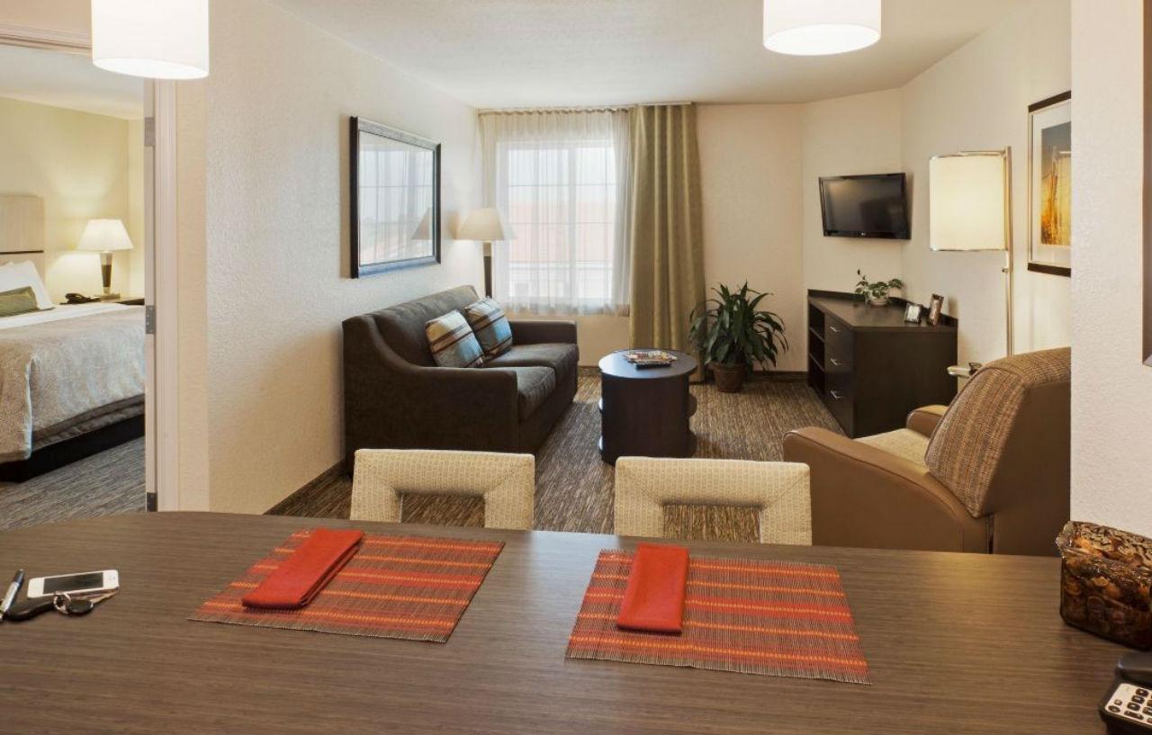 Sonesta Simply Suites Арлингтон Экстерьер фото